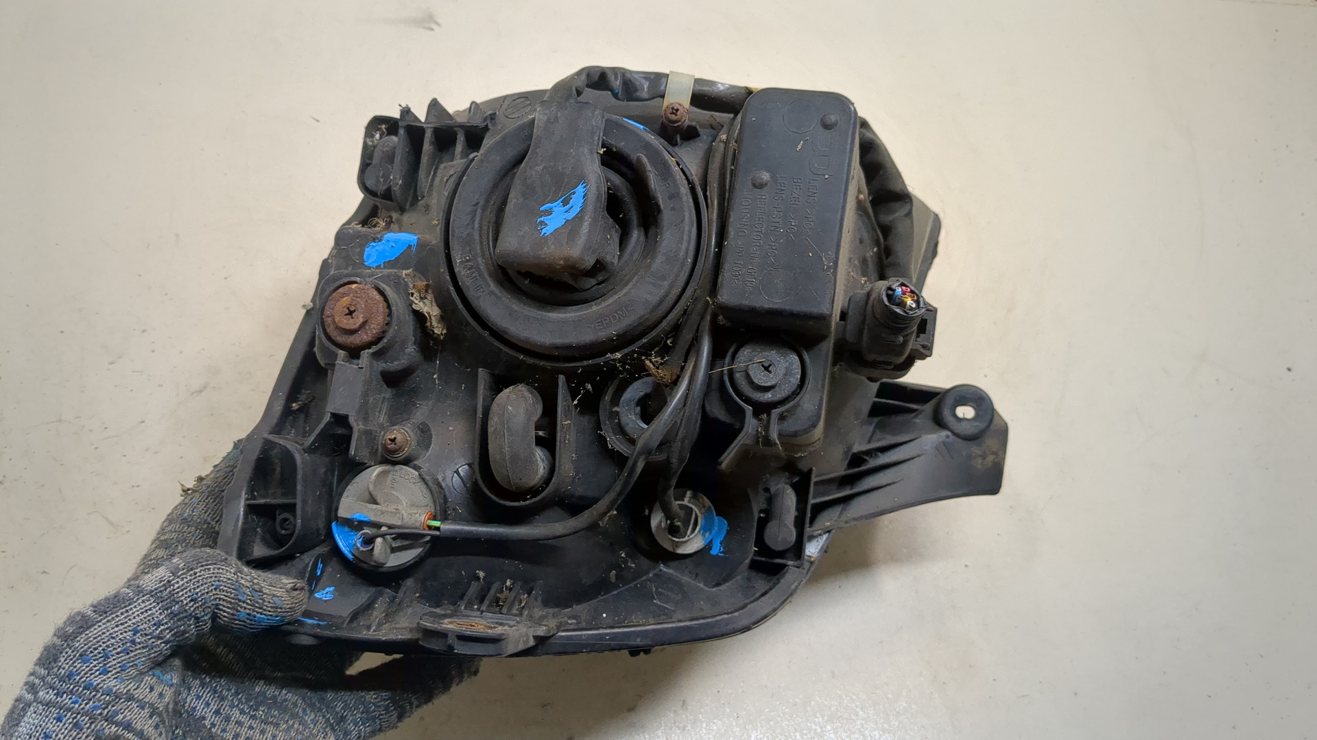 Фара правая