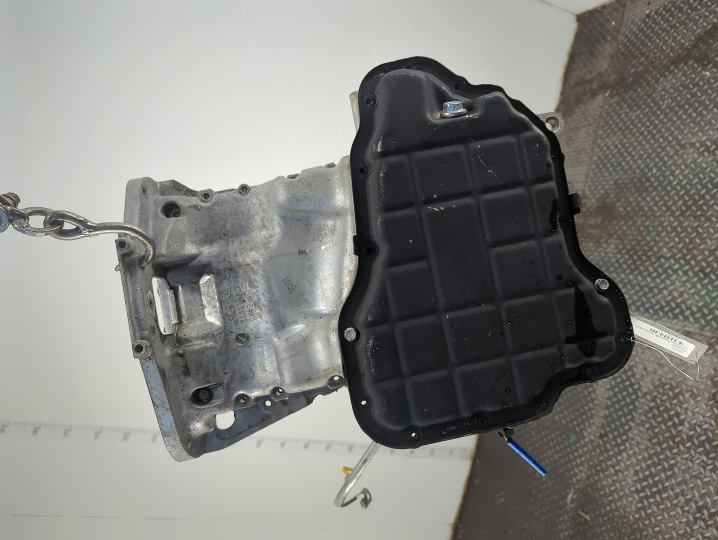 Поддон масляный двигателя (картер)