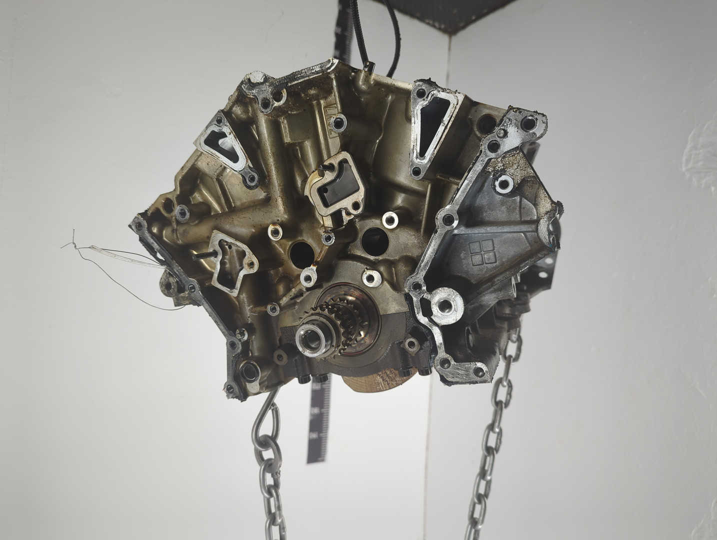 Блок двигателя