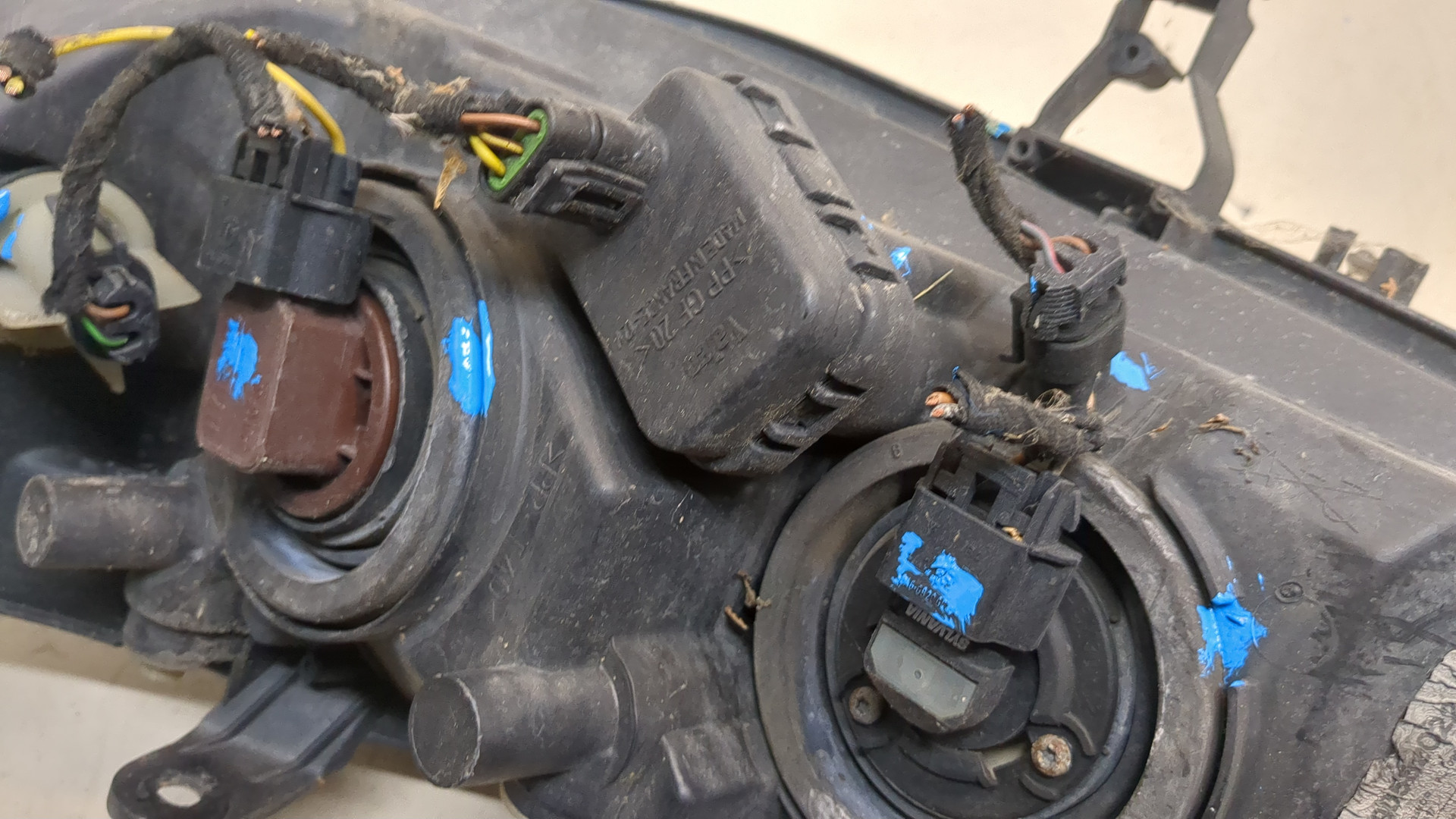 Фара правая