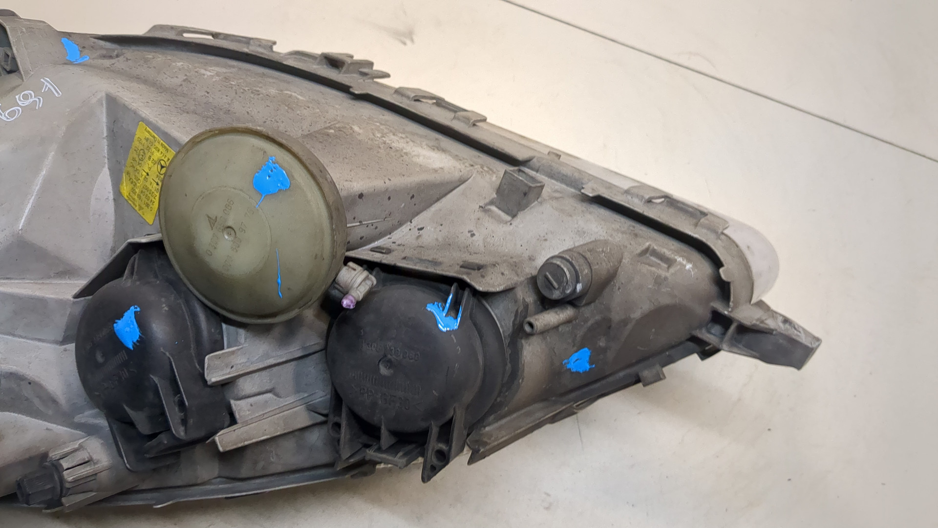 Фара правая