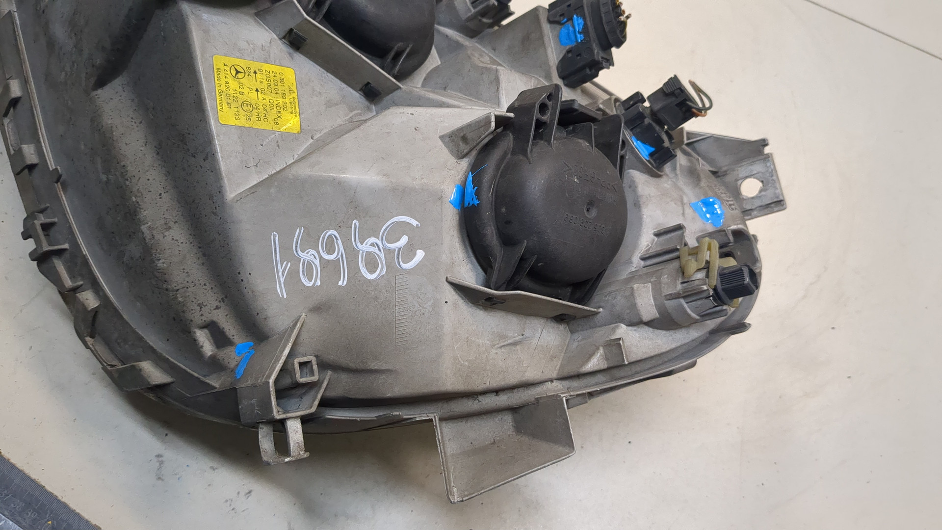 Фара правая