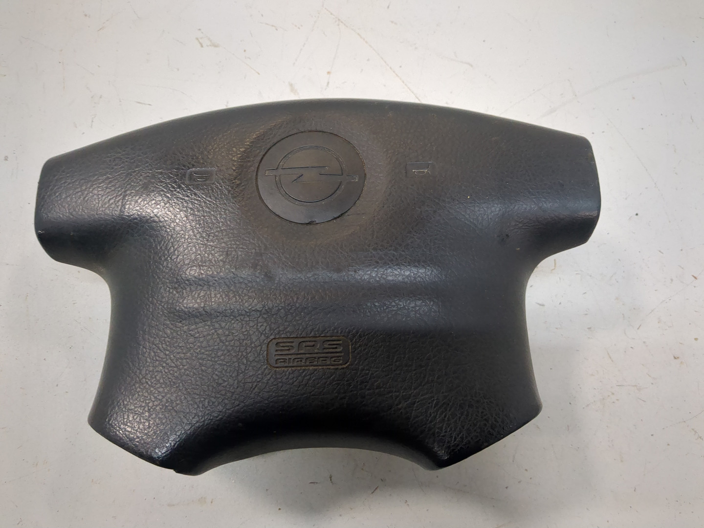 Подушка безопасности в рулевое колесо