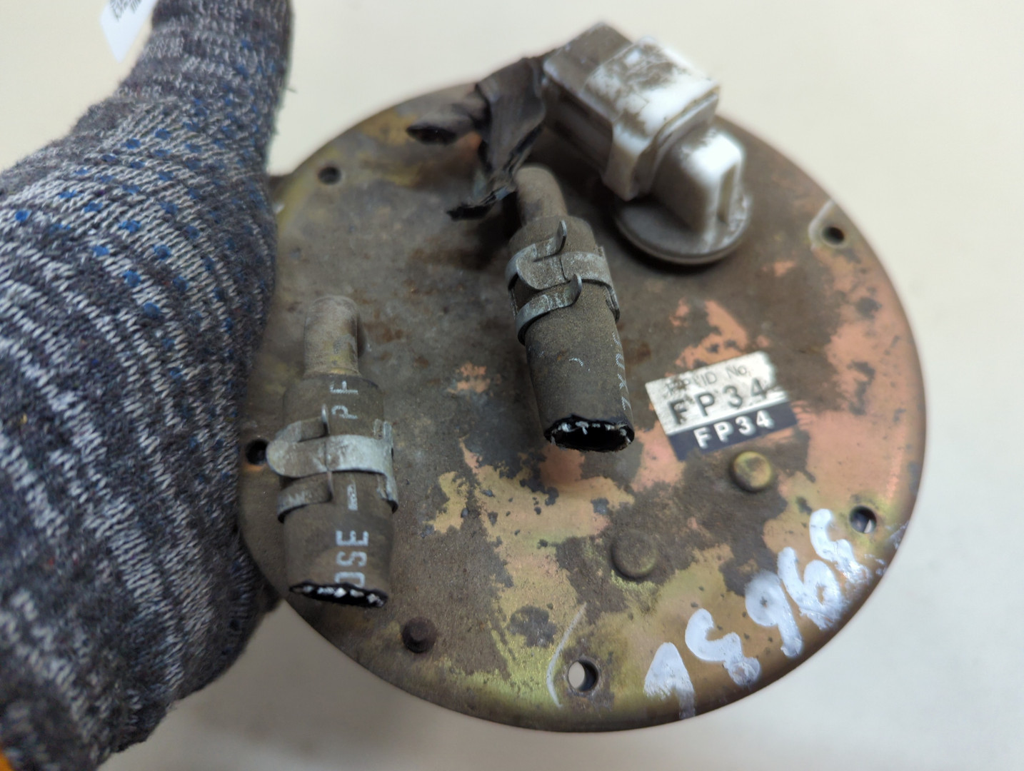 Насос топливный электрический