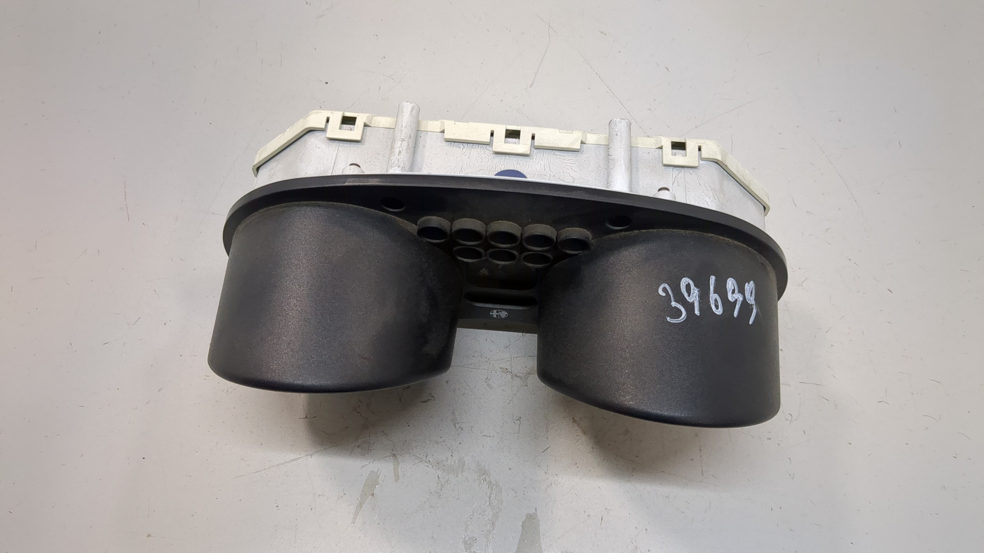 Панель приборов