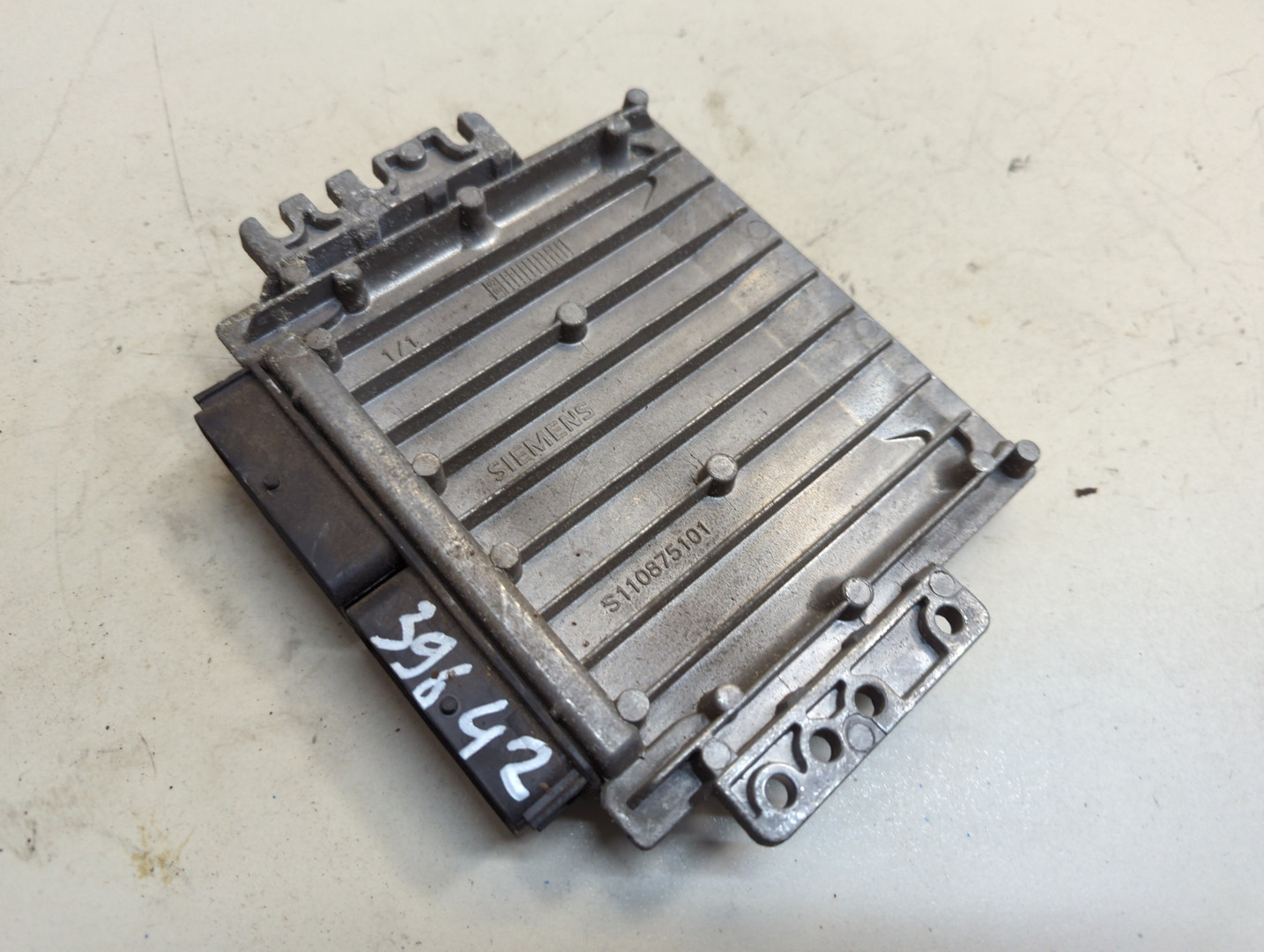 Блок управления двигателем