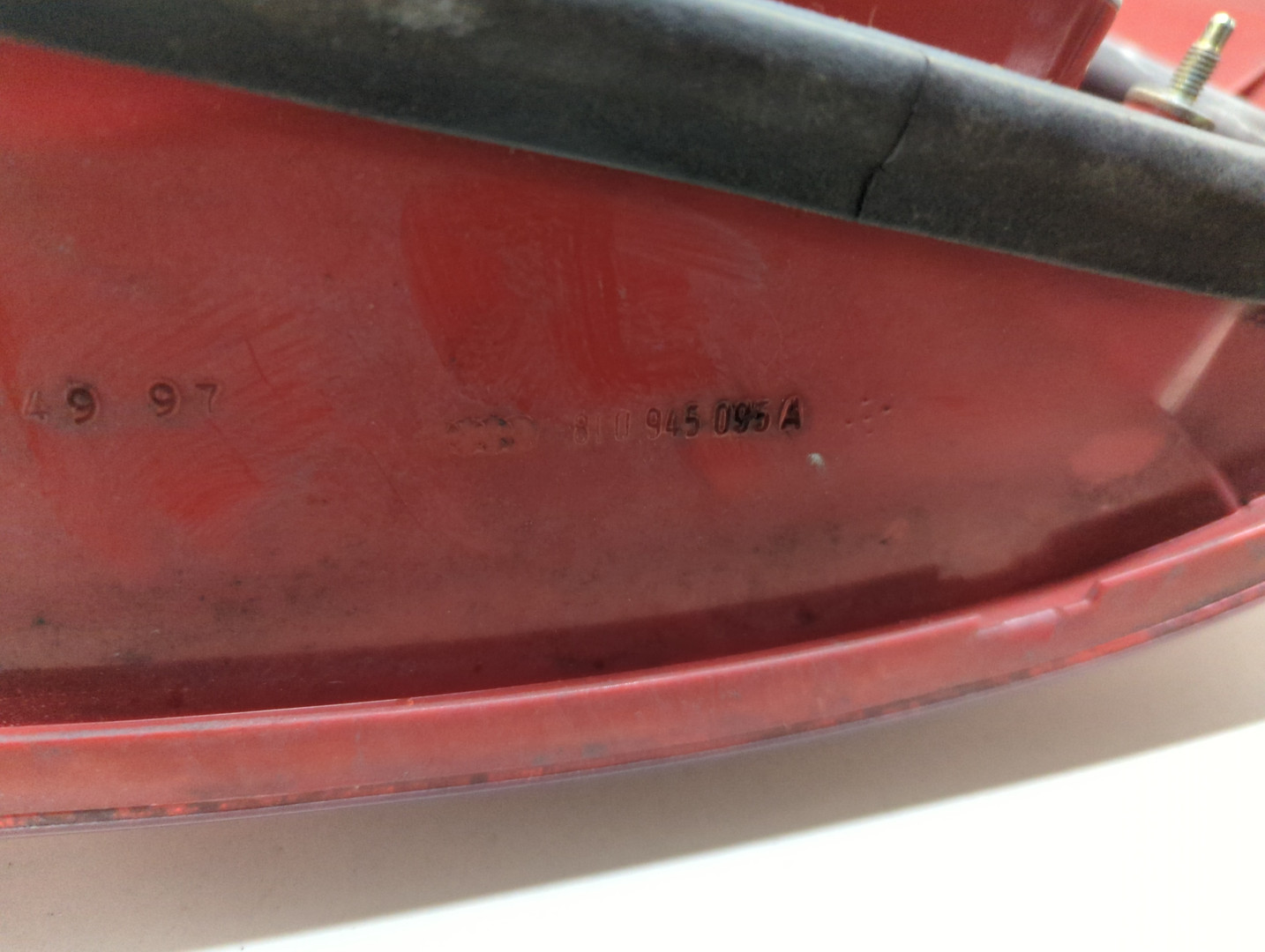 Фонарь задний левый