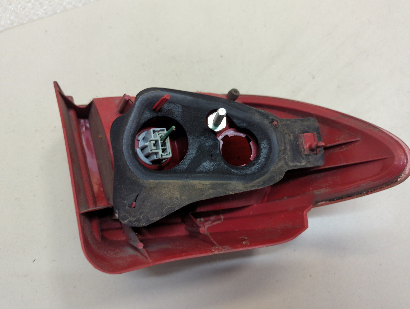 Фонарь задний правый