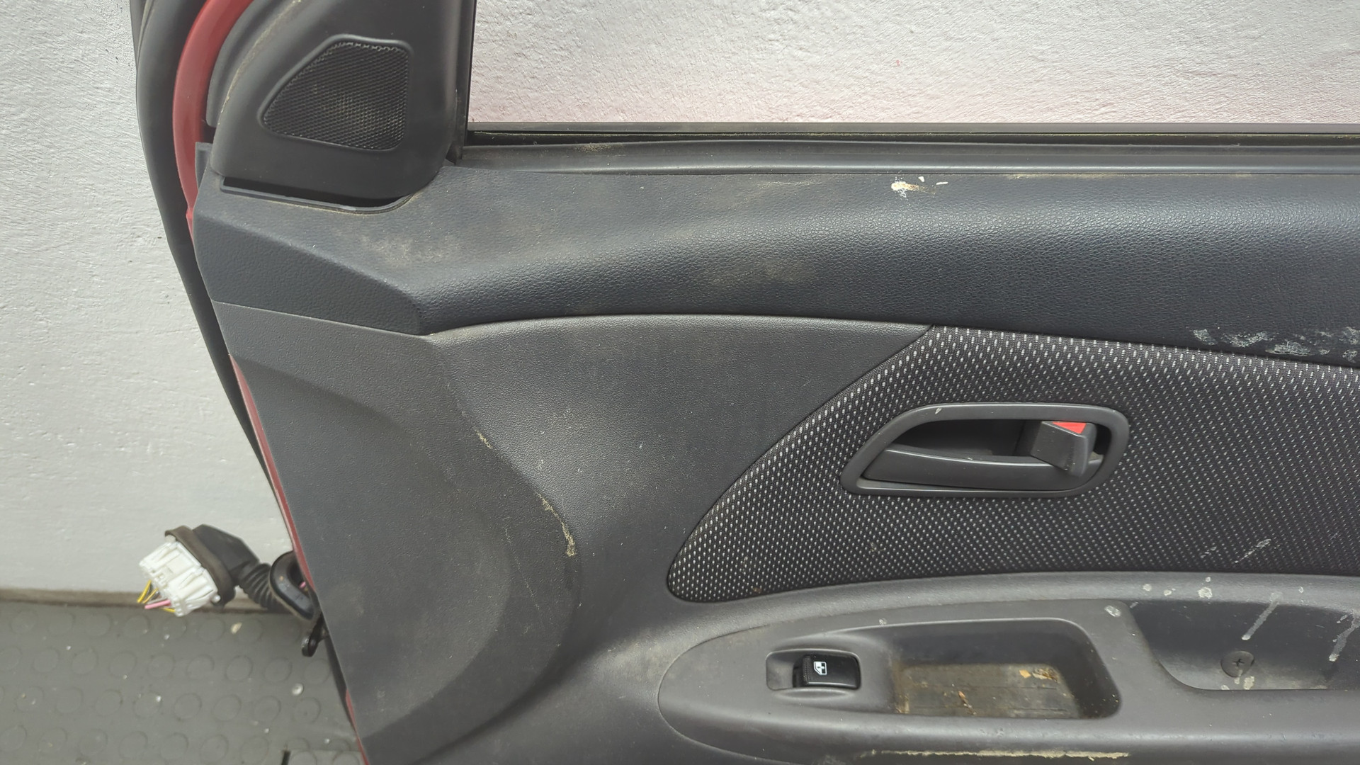 Дверь передняя правая