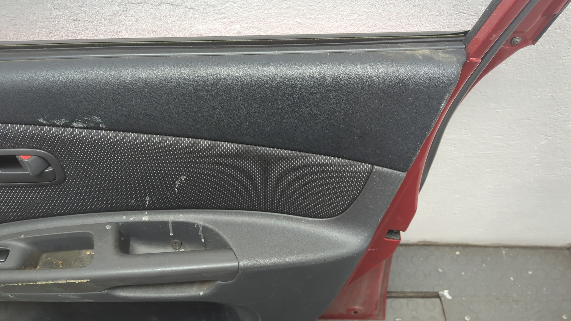 Дверь передняя правая