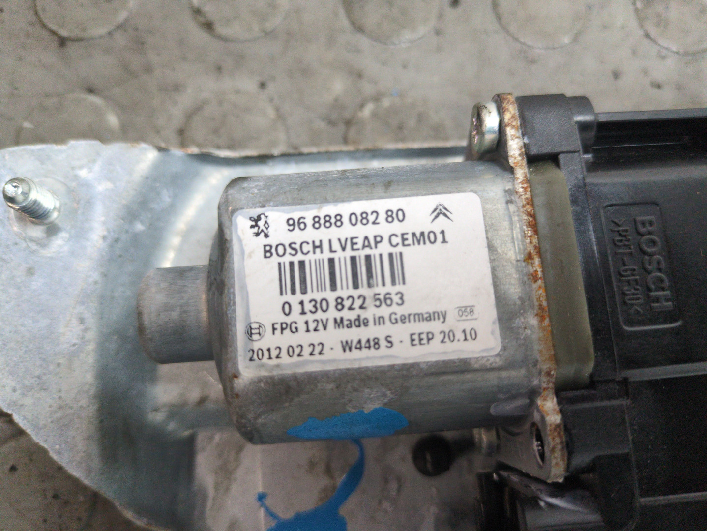 Стеклоподъемник электр. передний левый