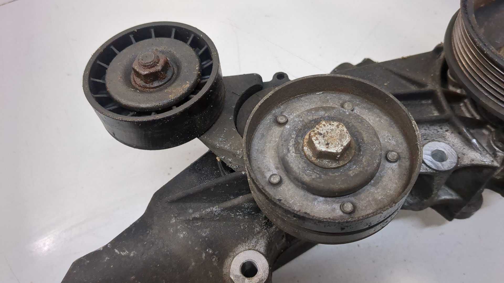 Насос ГУР (гидроусилитель руля)