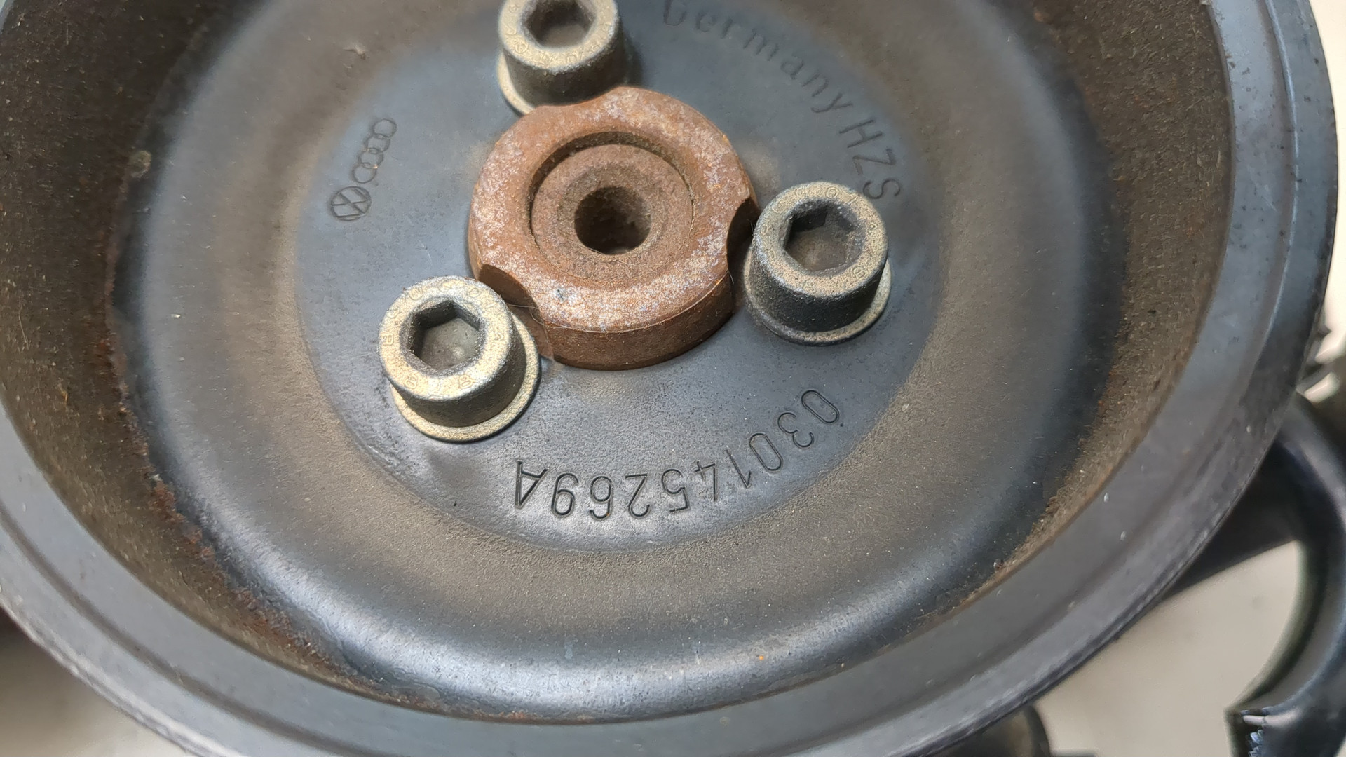 Насос ГУР (гидроусилитель руля)