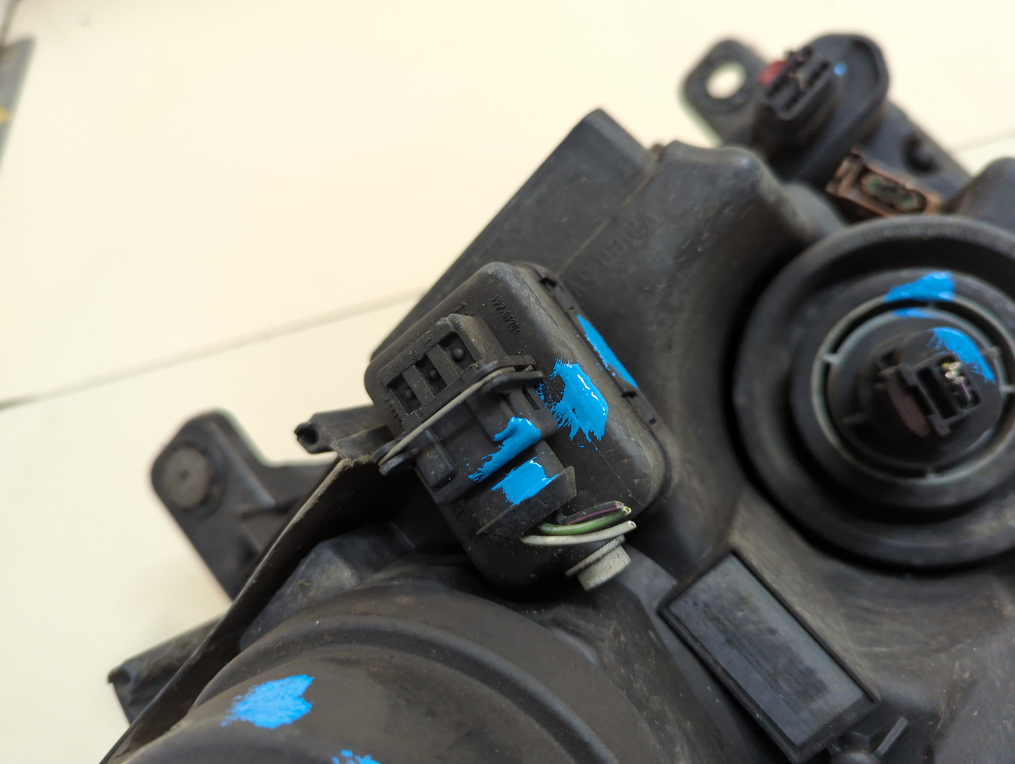 Фара правая