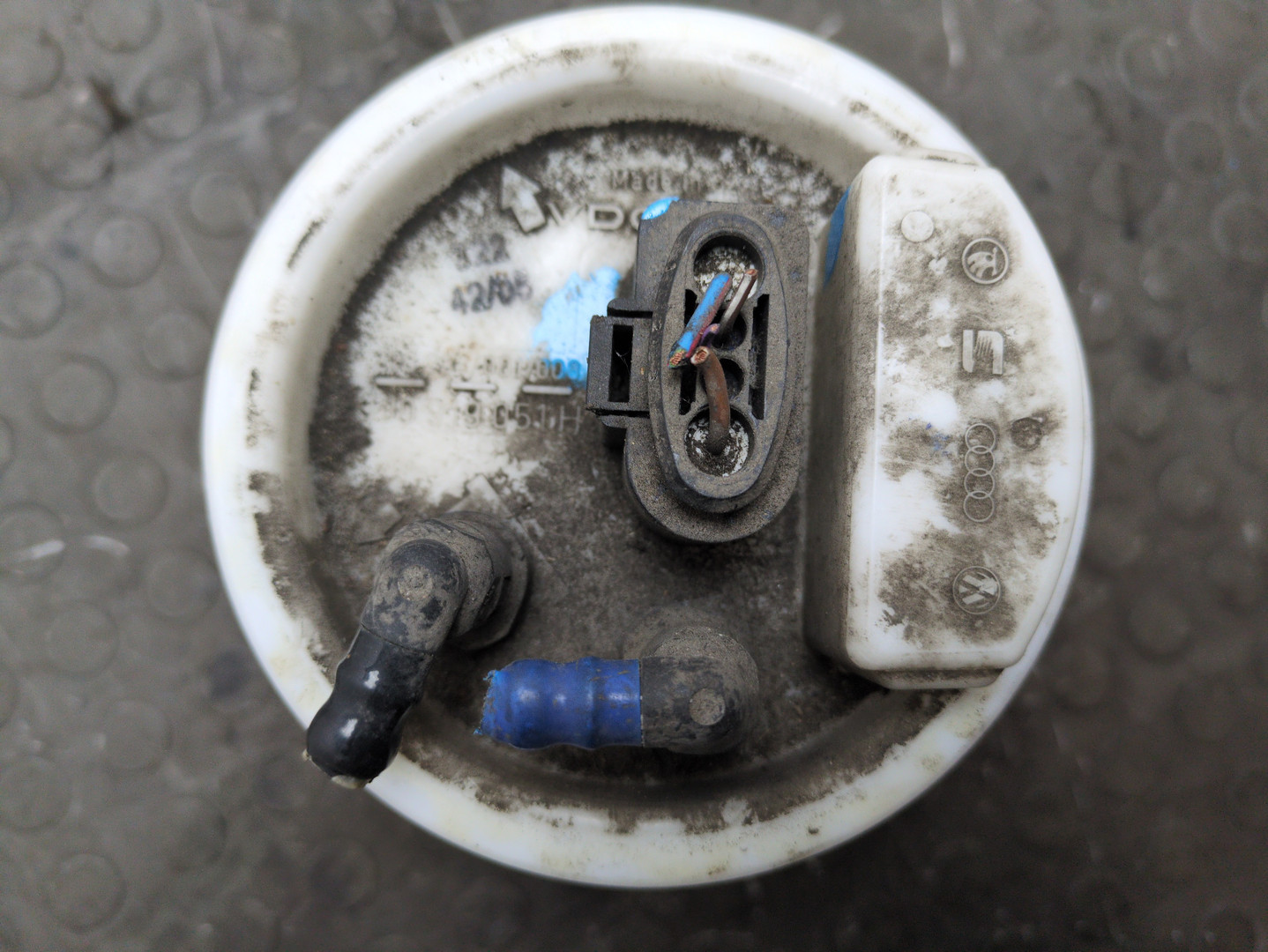 Насос топливный электрический