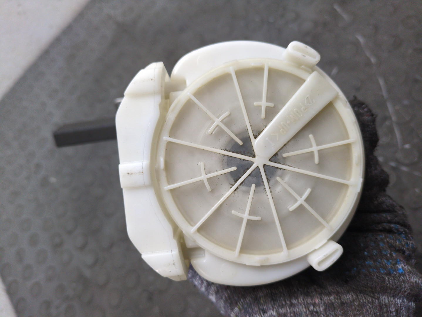 Насос топливный электрический