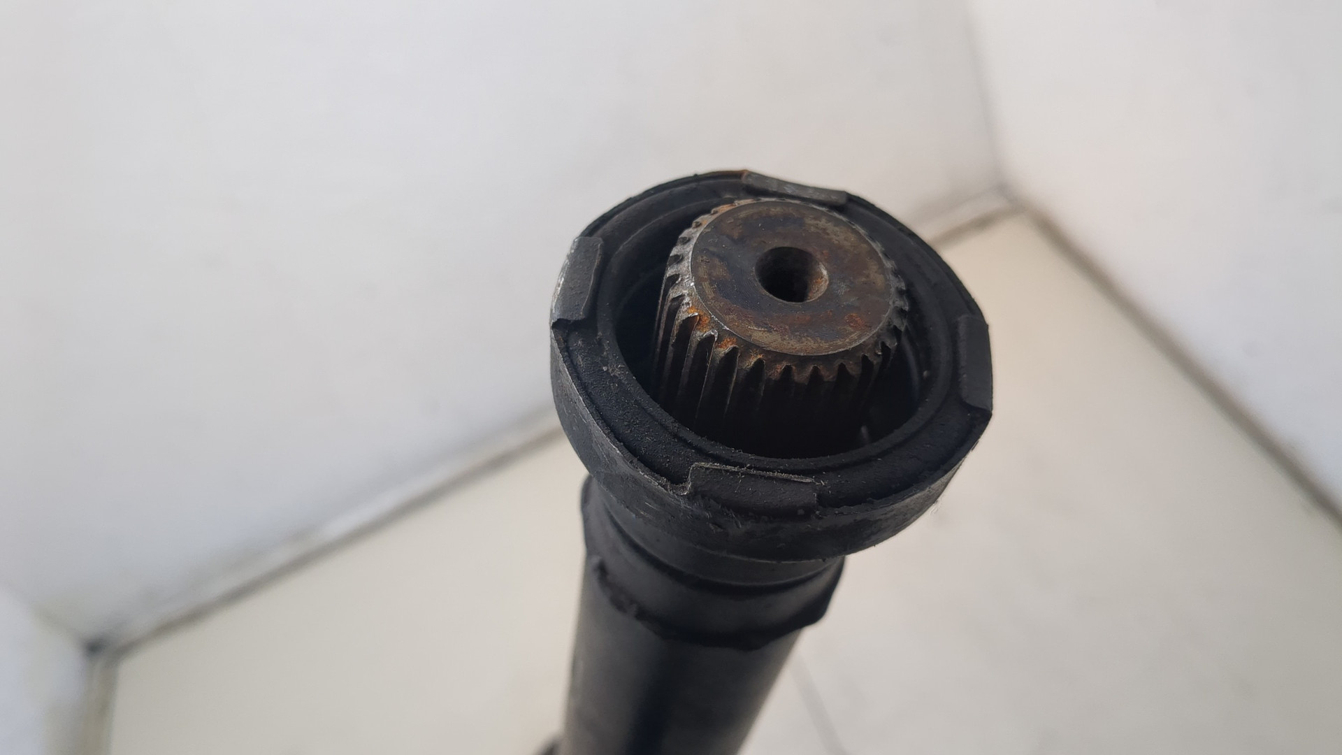 Вал карданный передний