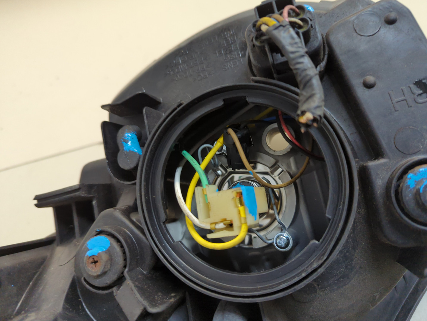 Фара правая