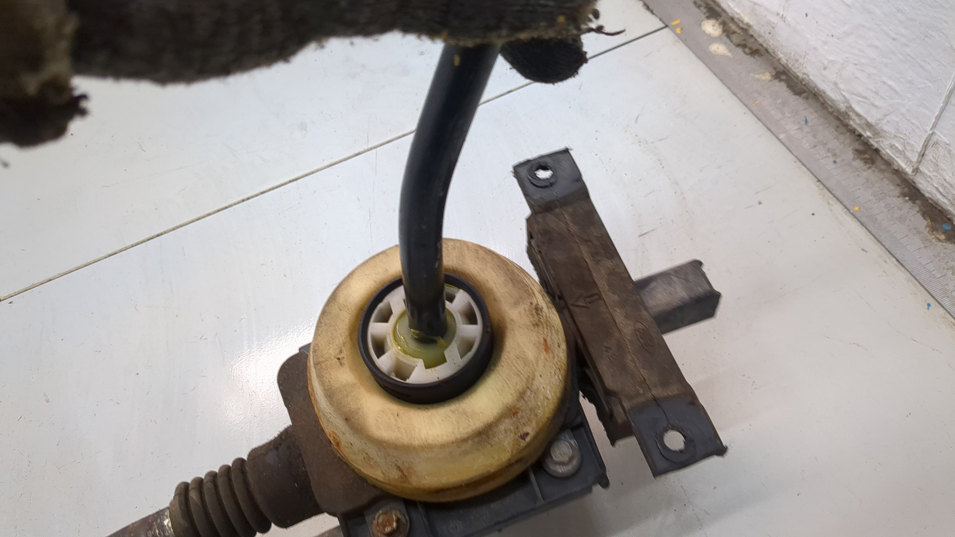 Кулиса МКПП / АКПП