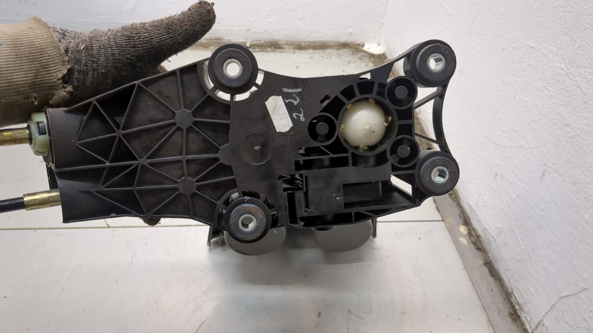 Кулиса МКПП / АКПП