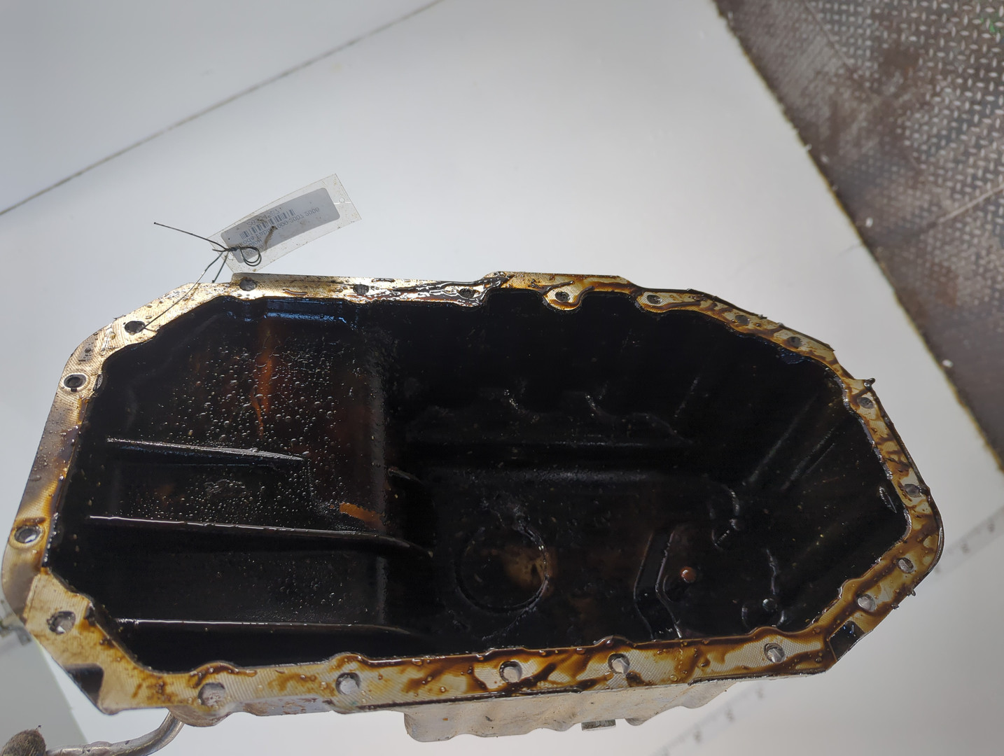 Поддон масляный двигателя (картер)