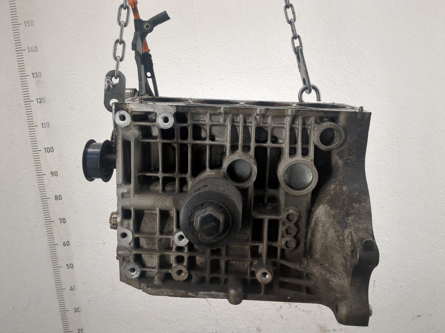 Блок двигателя