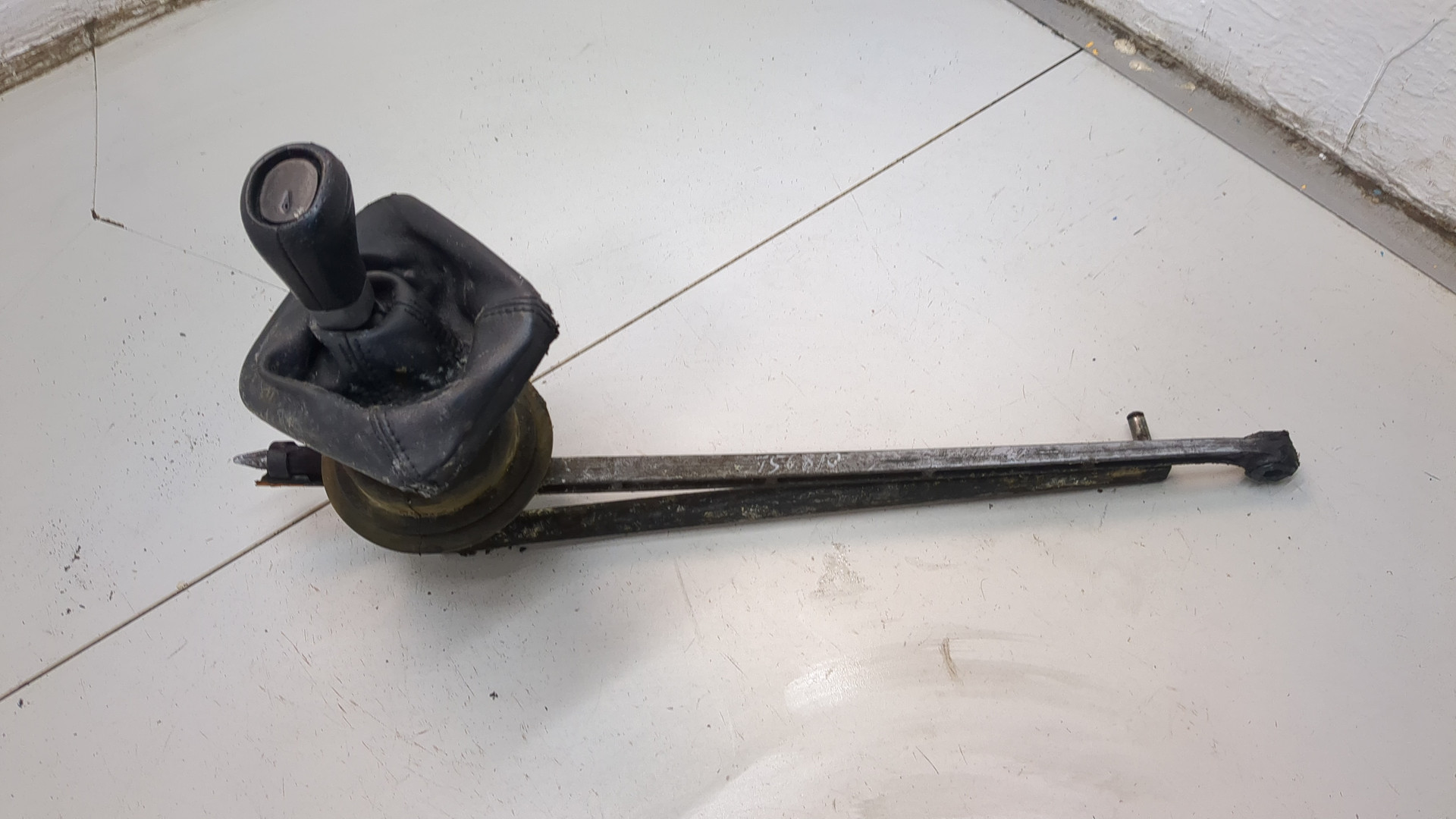 Кулиса МКПП / АКПП