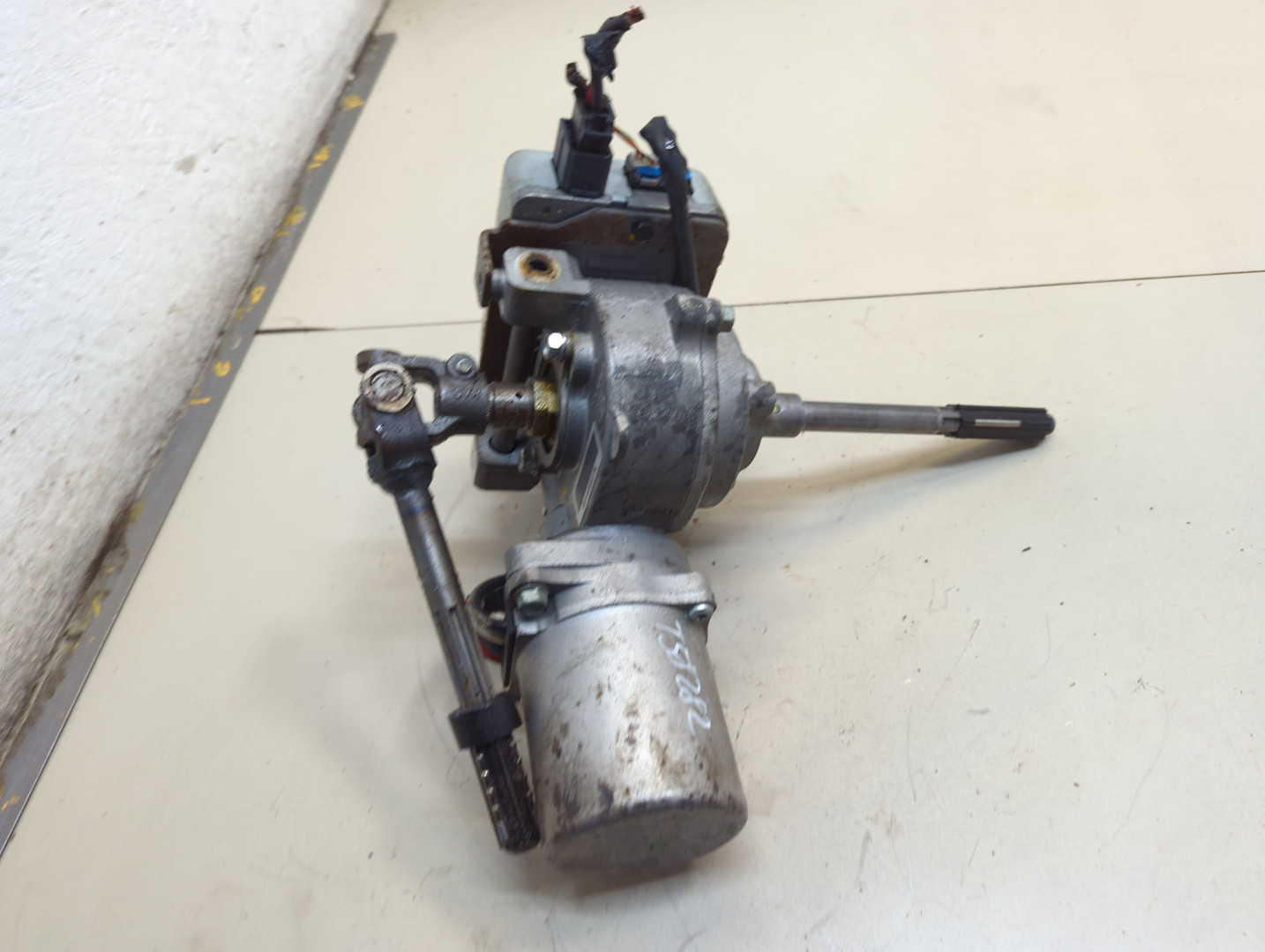 Серводвигатель рулевой рейки