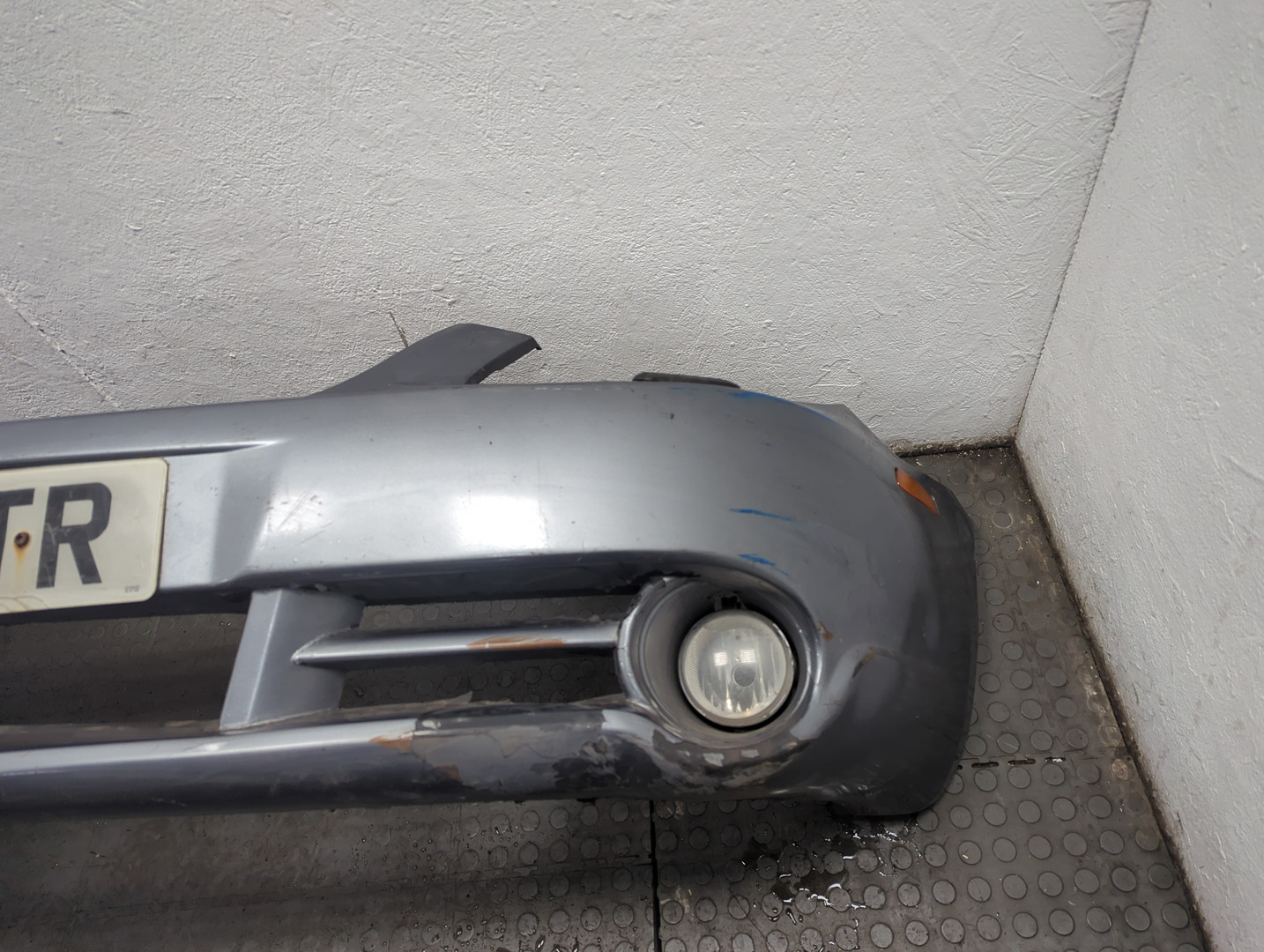 Бампер передний