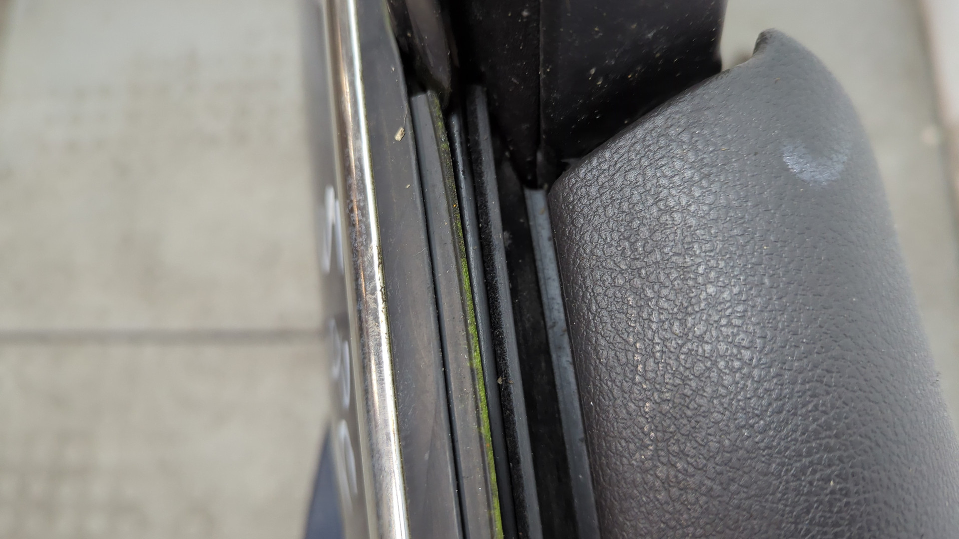 Дверь передняя правая