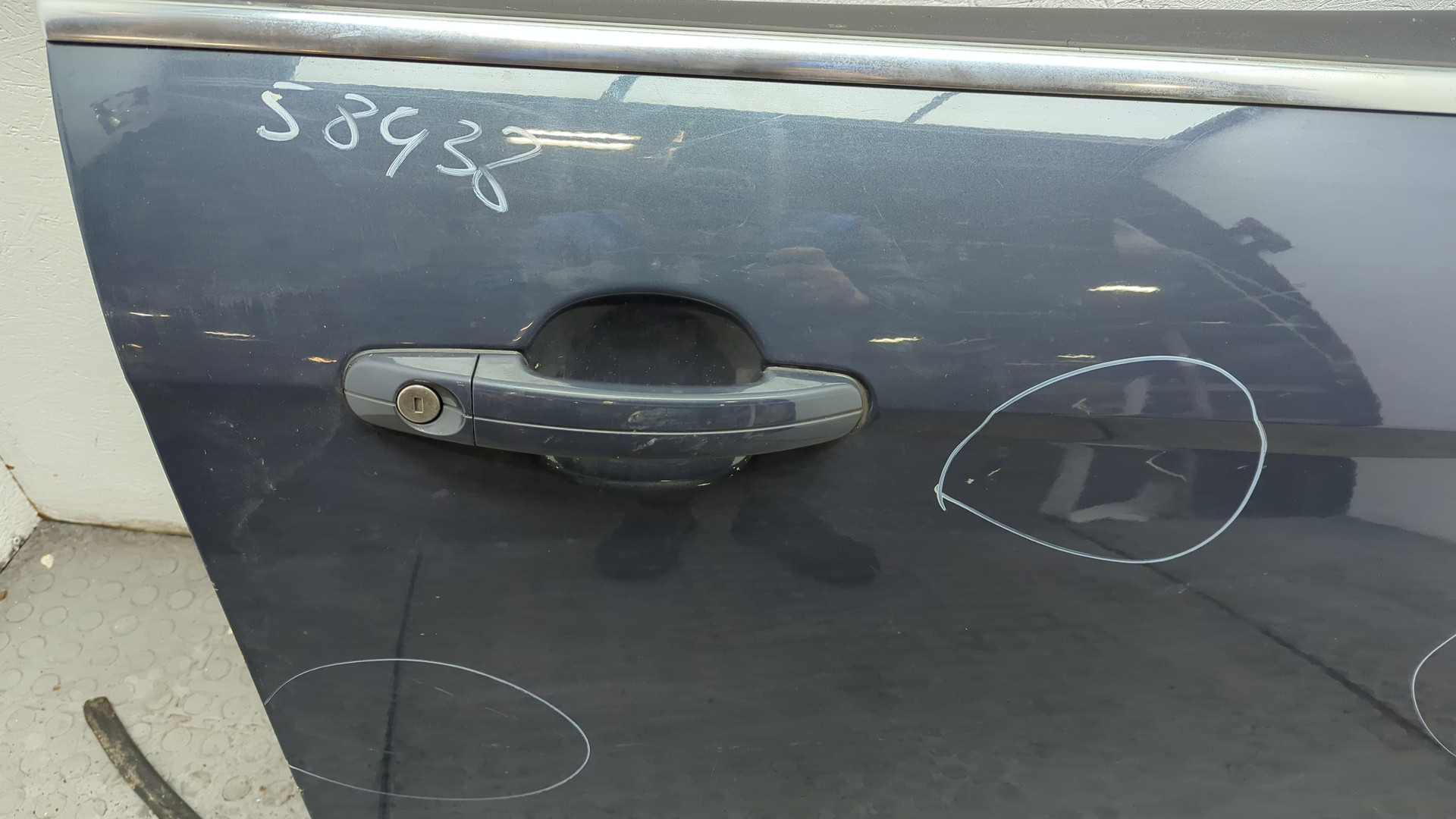 Дверь передняя правая