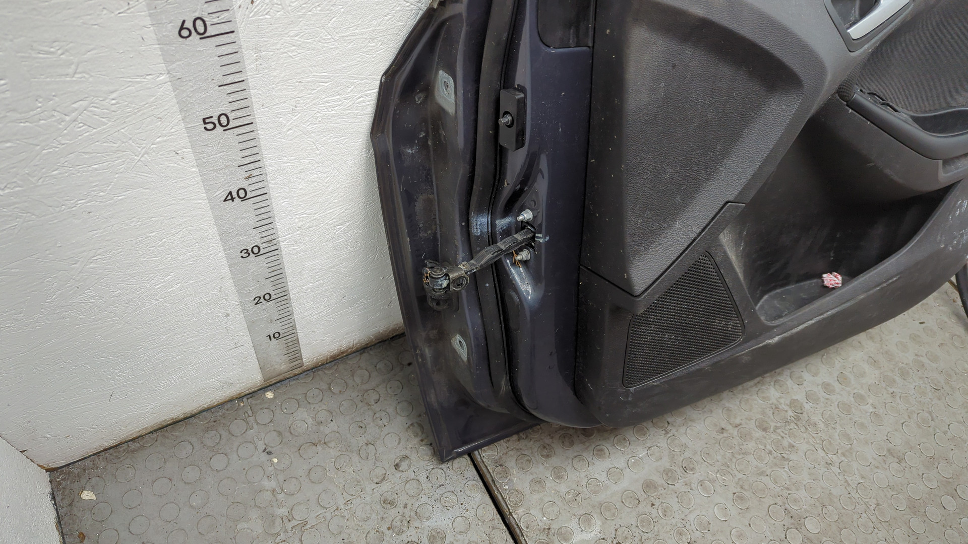 Дверь передняя правая