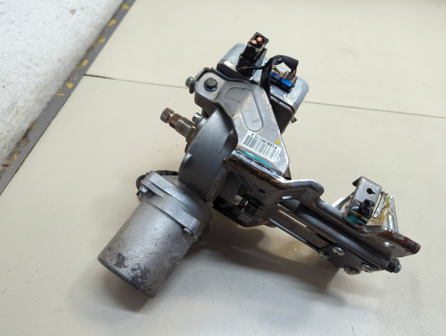 Серводвигатель рулевой рейки