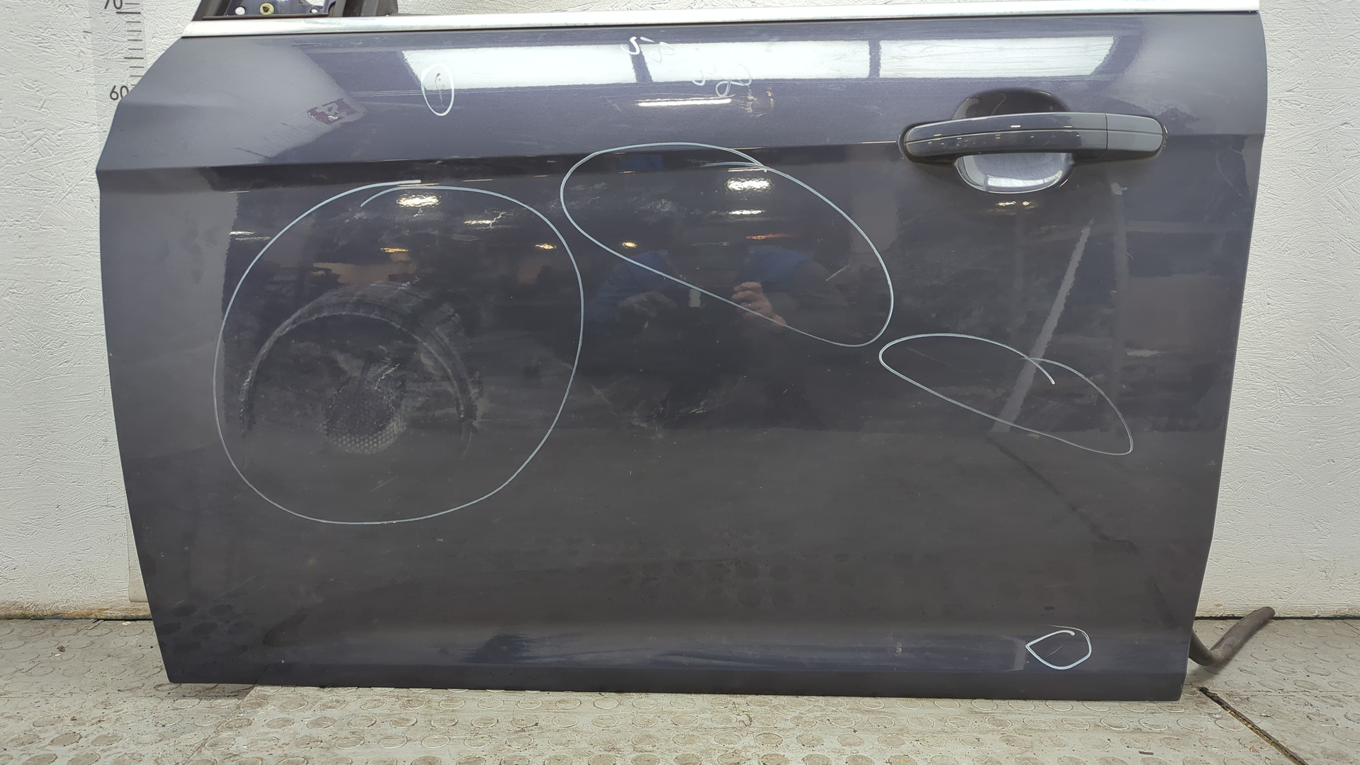 Дверь передняя левая