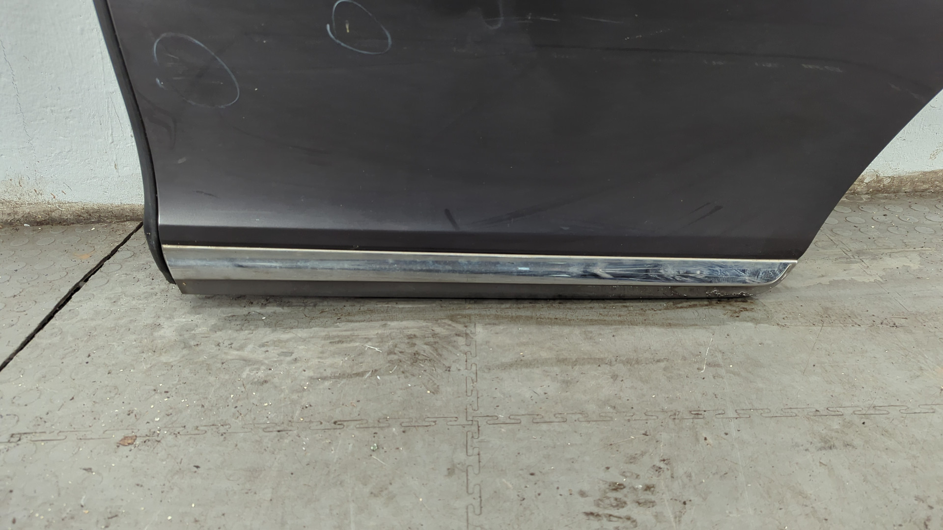 Дверь задняя левая