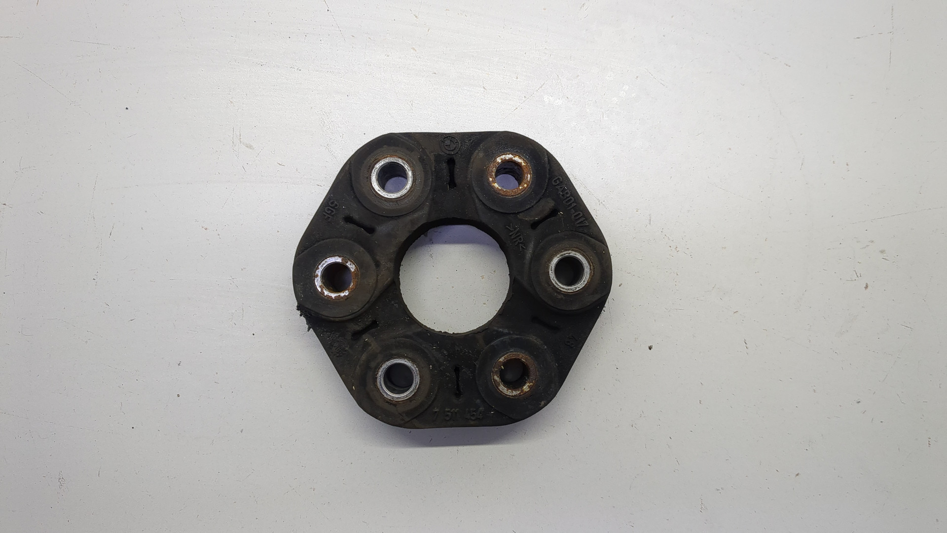 Муфта эластичная карданного вала