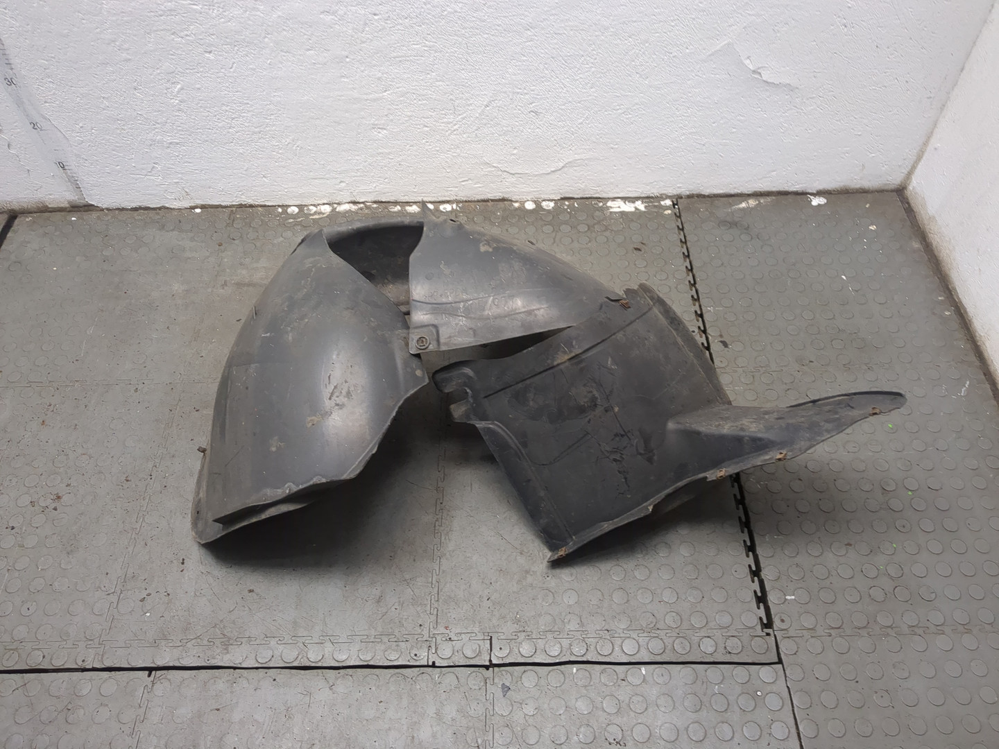 Локер передний левый