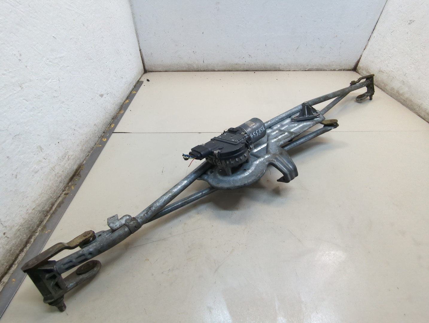 Трапеция стеклоочистителей