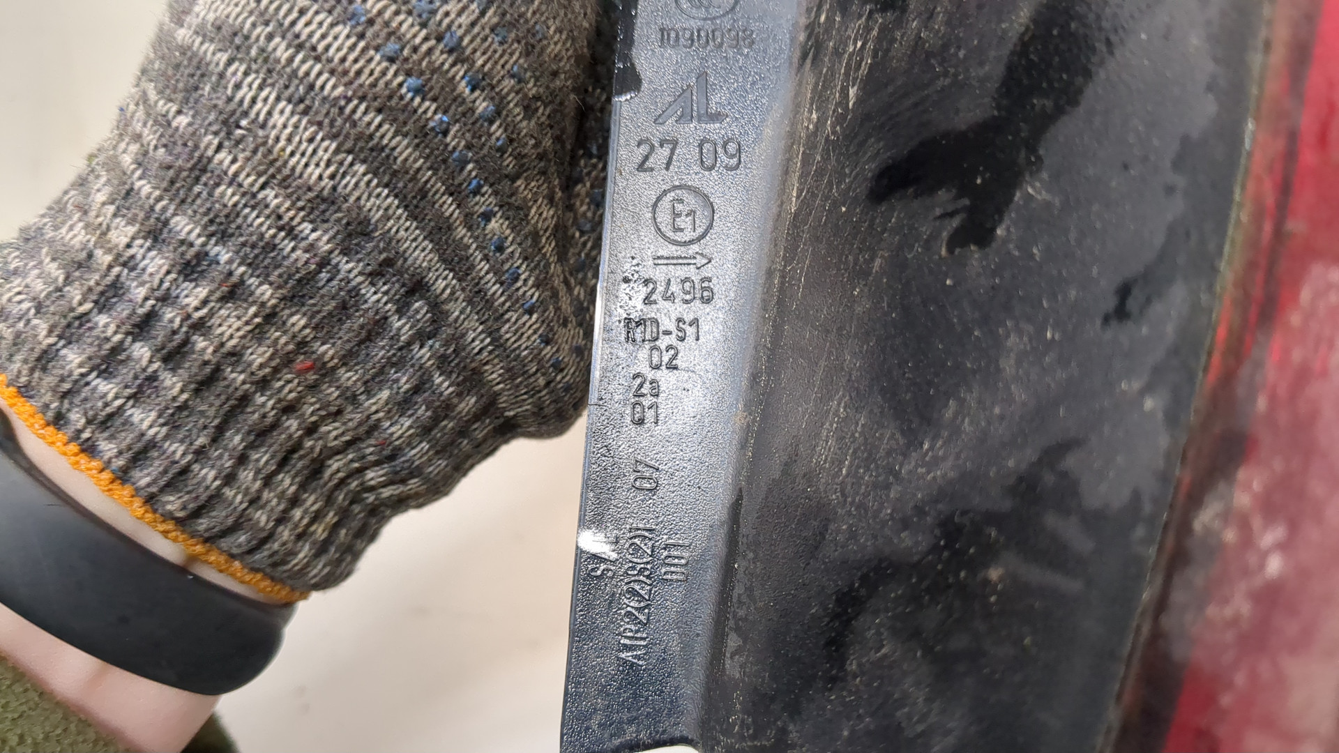 Фонарь задний правый