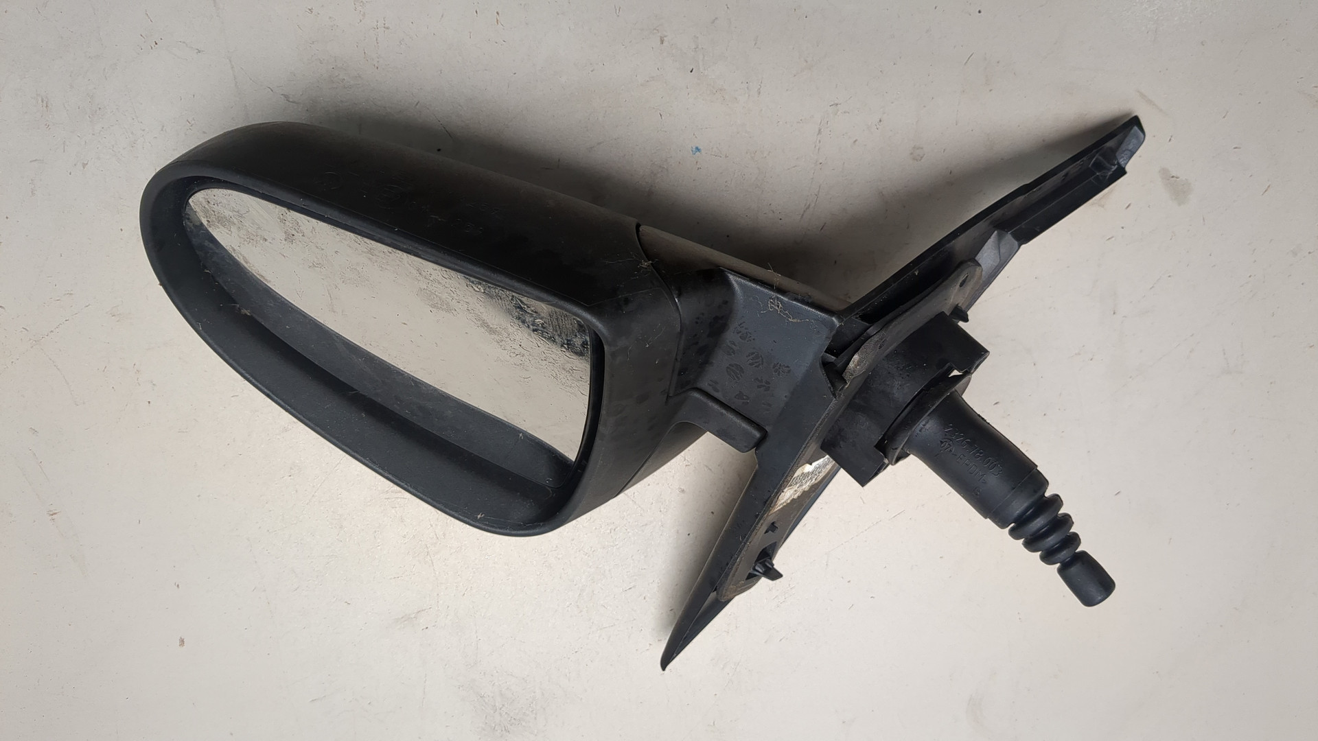 Зеркало правое электрическое