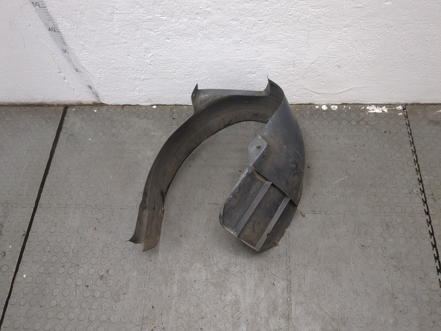 Локер передний левый