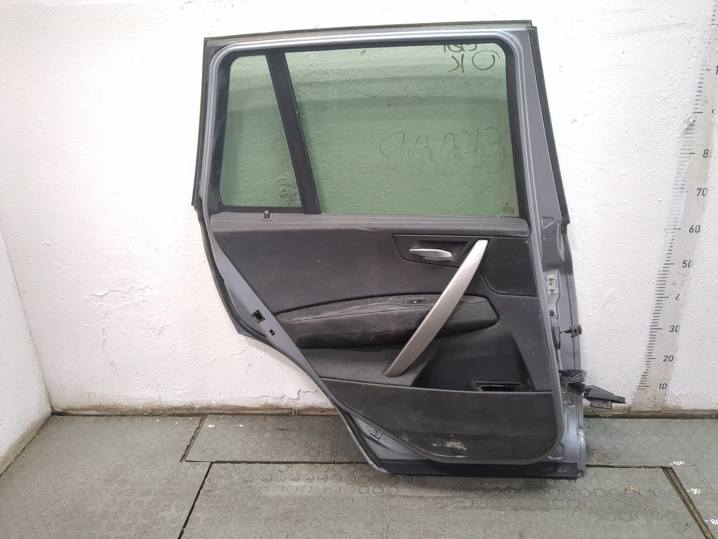 Дверь задняя левая