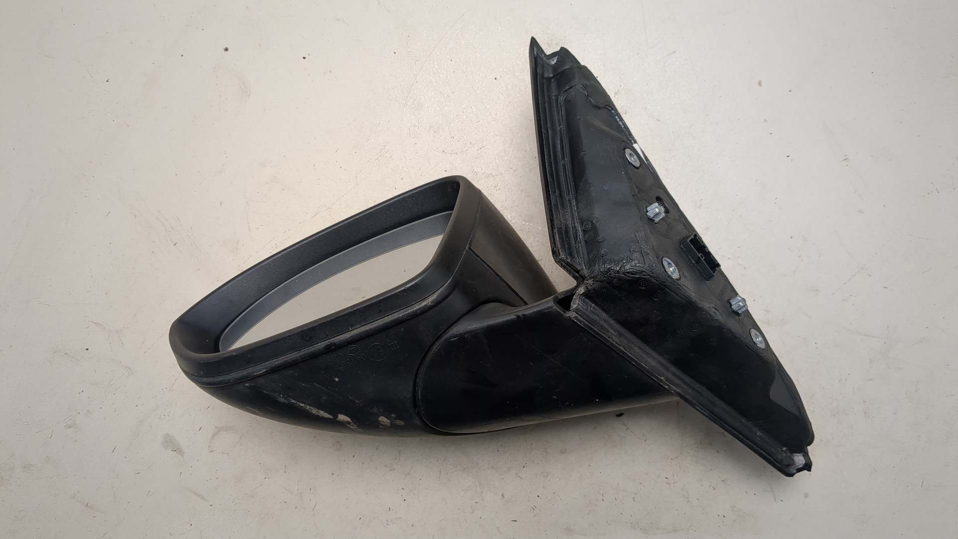 Зеркало левое электрическое