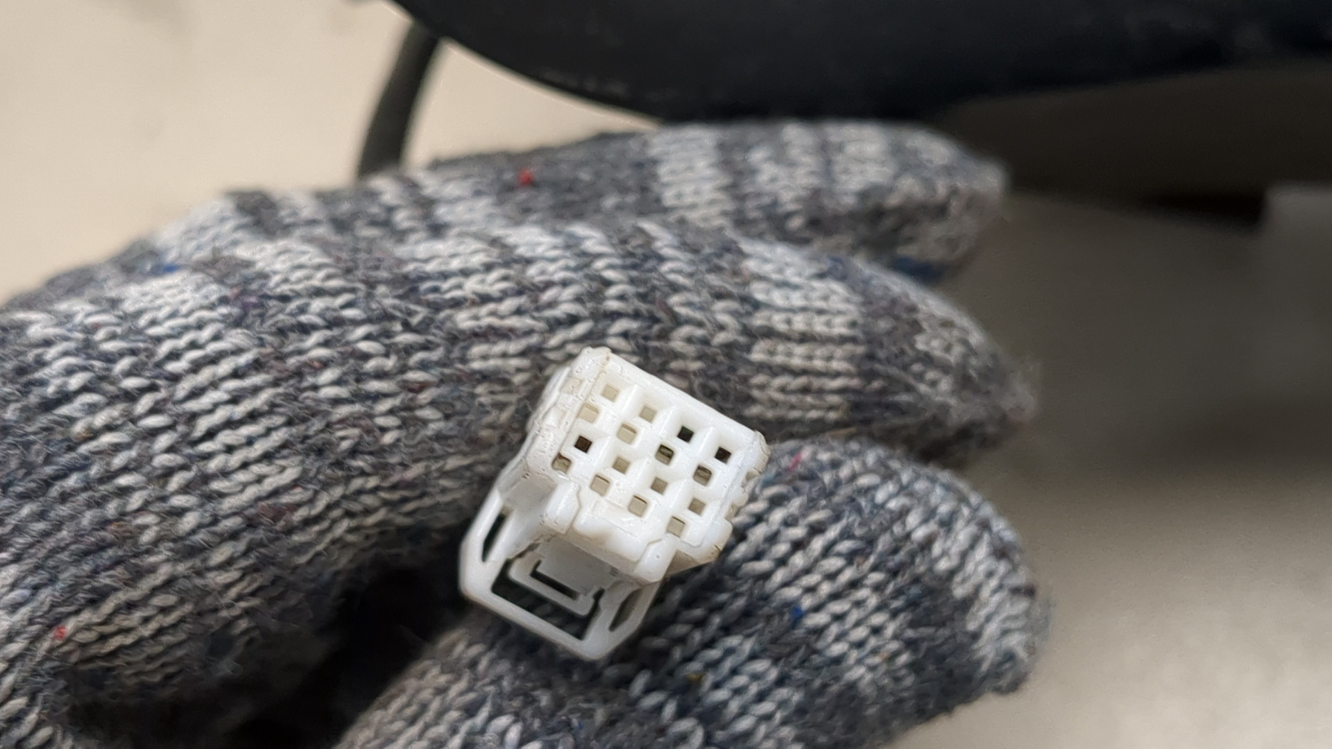 Зеркало левое электрическое