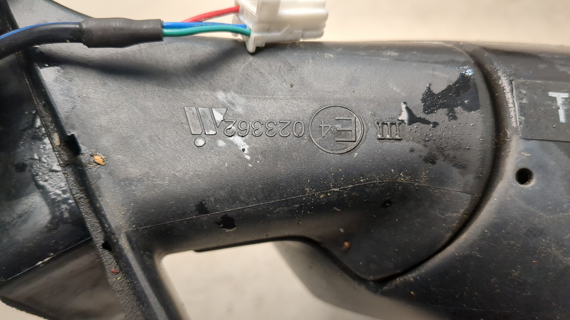 Зеркало левое электрическое