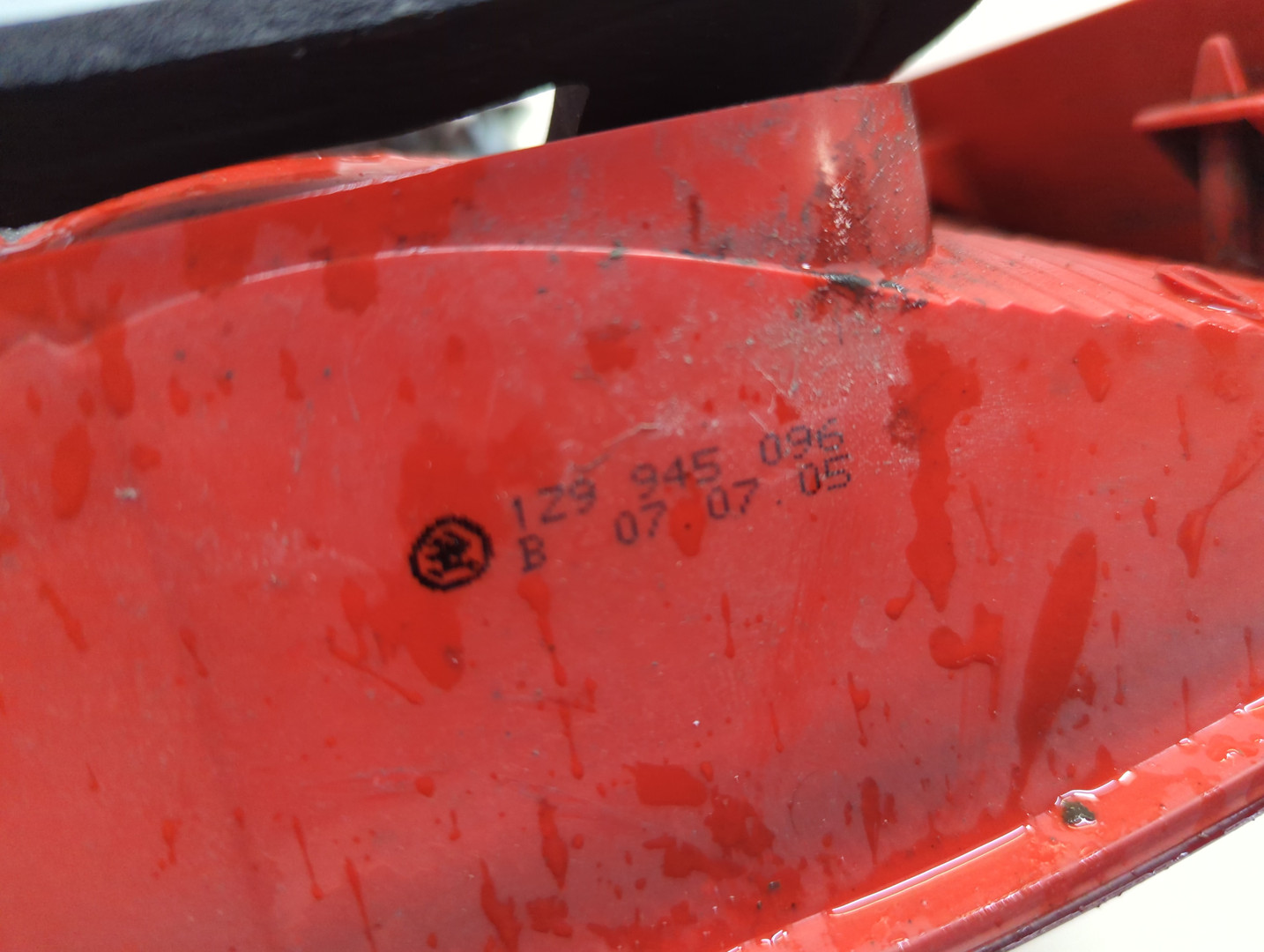 Фонарь задний правый