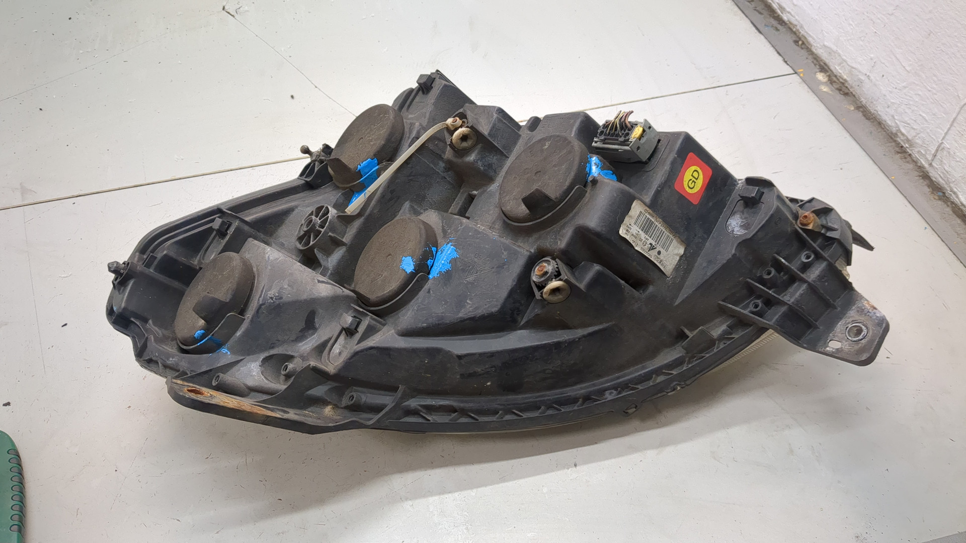 Фара правая