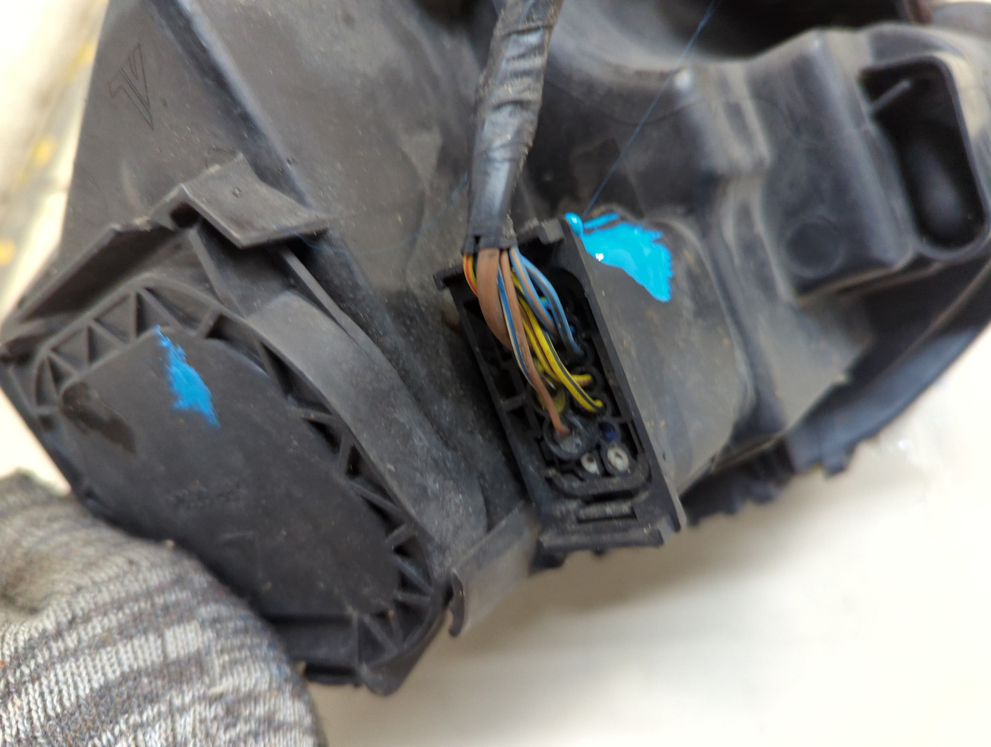 Фара правая