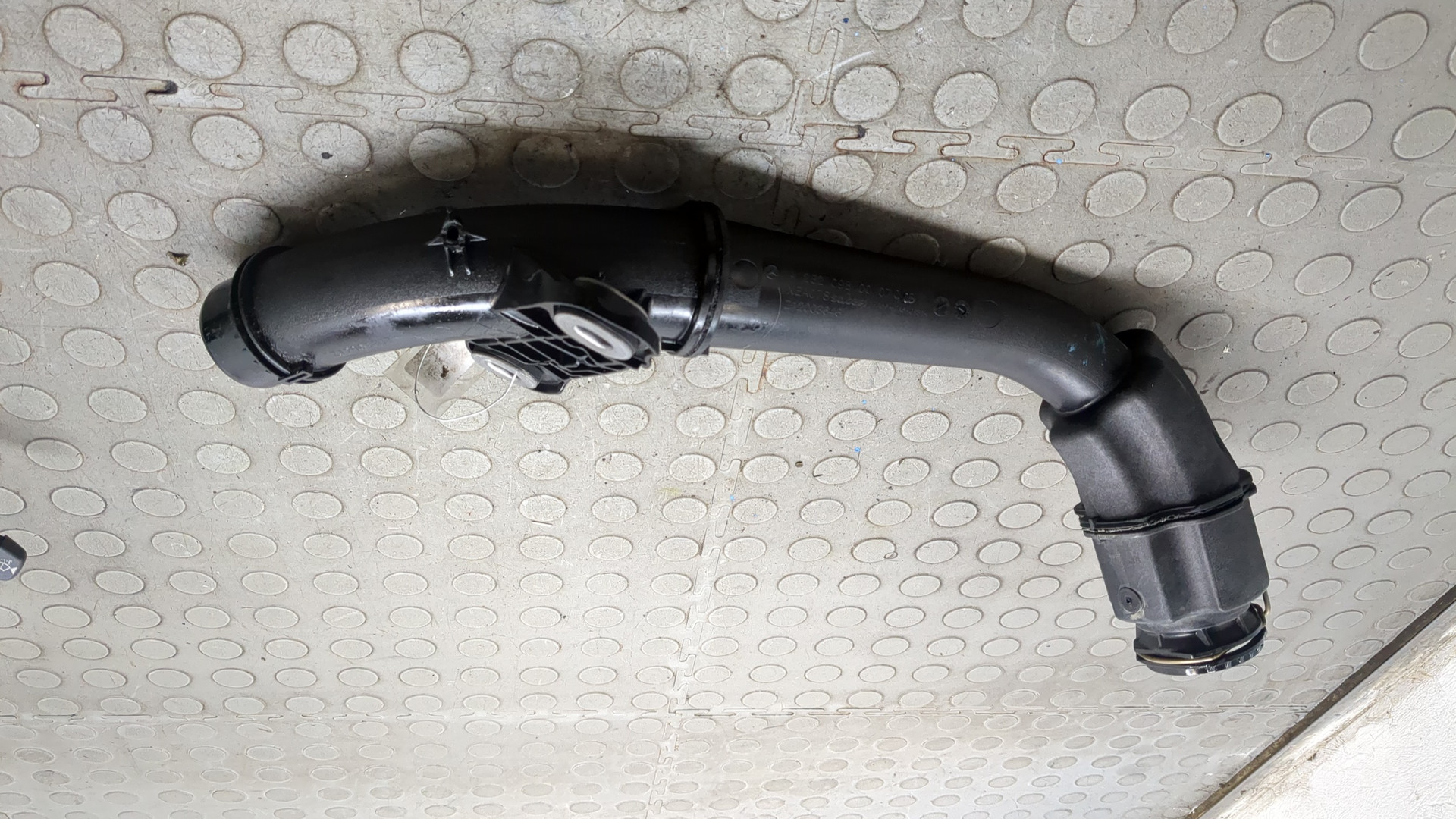 Патрубок интеркулера