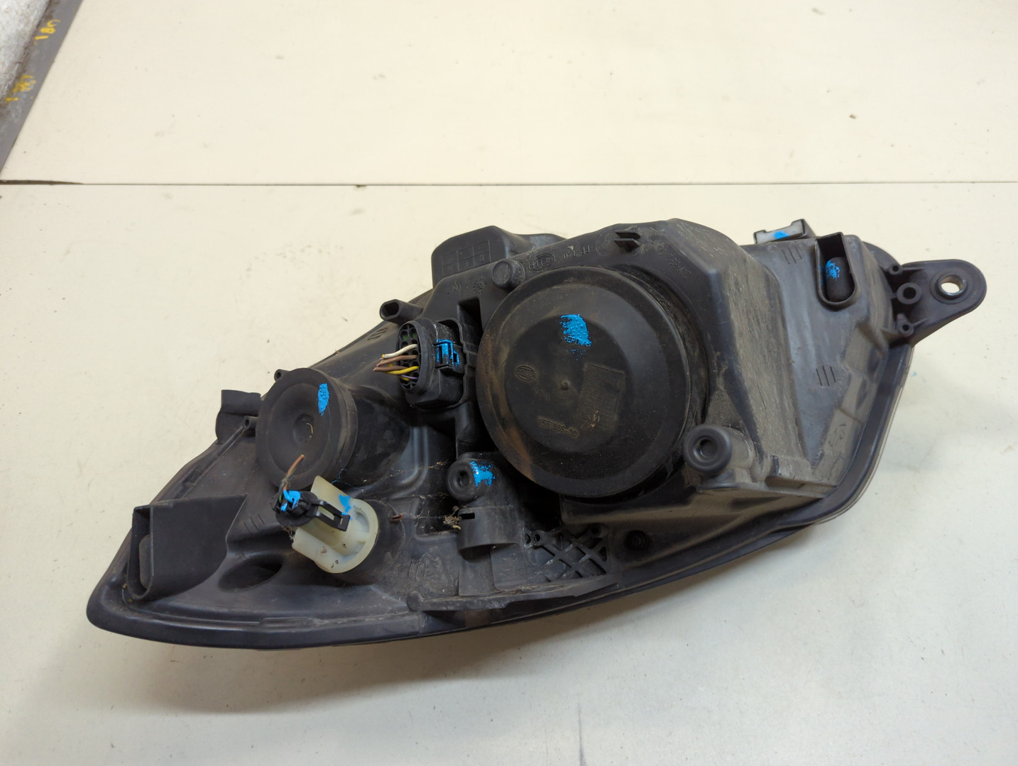 Фара правая